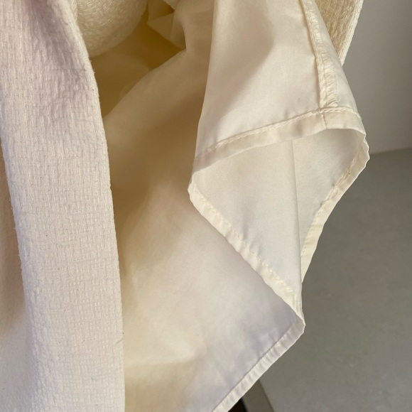 Size 6 - Classy Cream Banana Republic layered dress - Picture 12 of 13